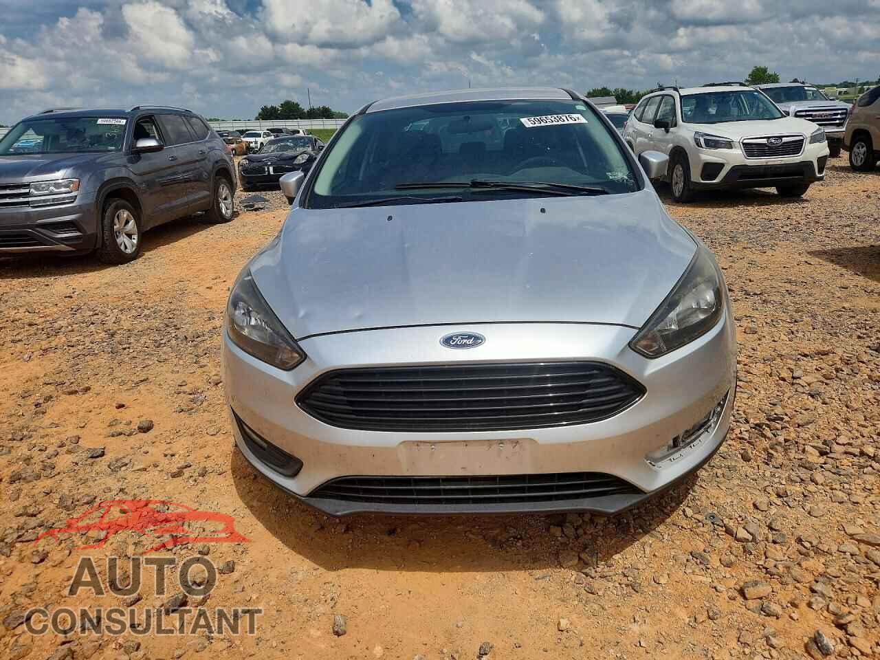 FORD FOCUS 2017 - 1FADP3FE9HL318989