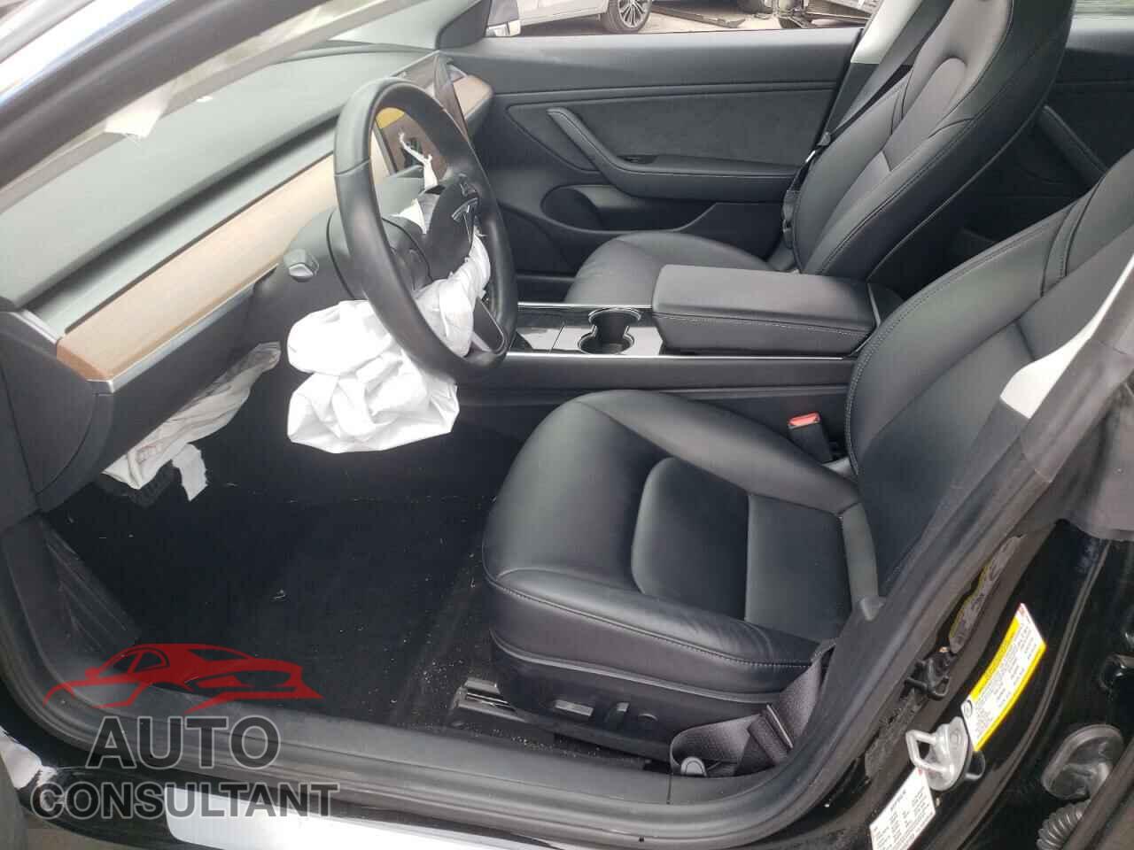 TESLA MODEL 3 2018 - 5YJ3E1EA0JF172523