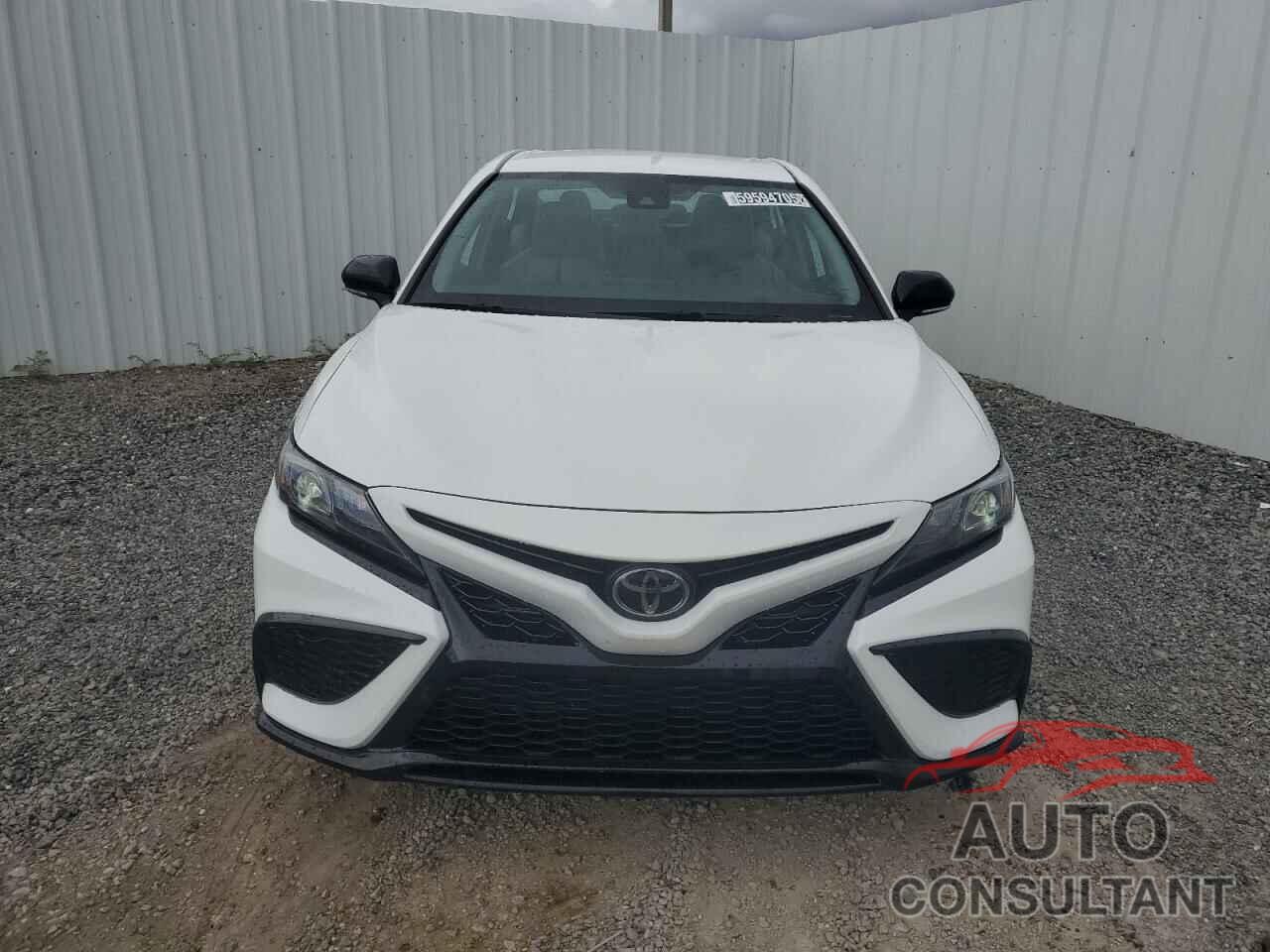 TOYOTA CAMRY 2022 - 4T1G11AK7NU048835