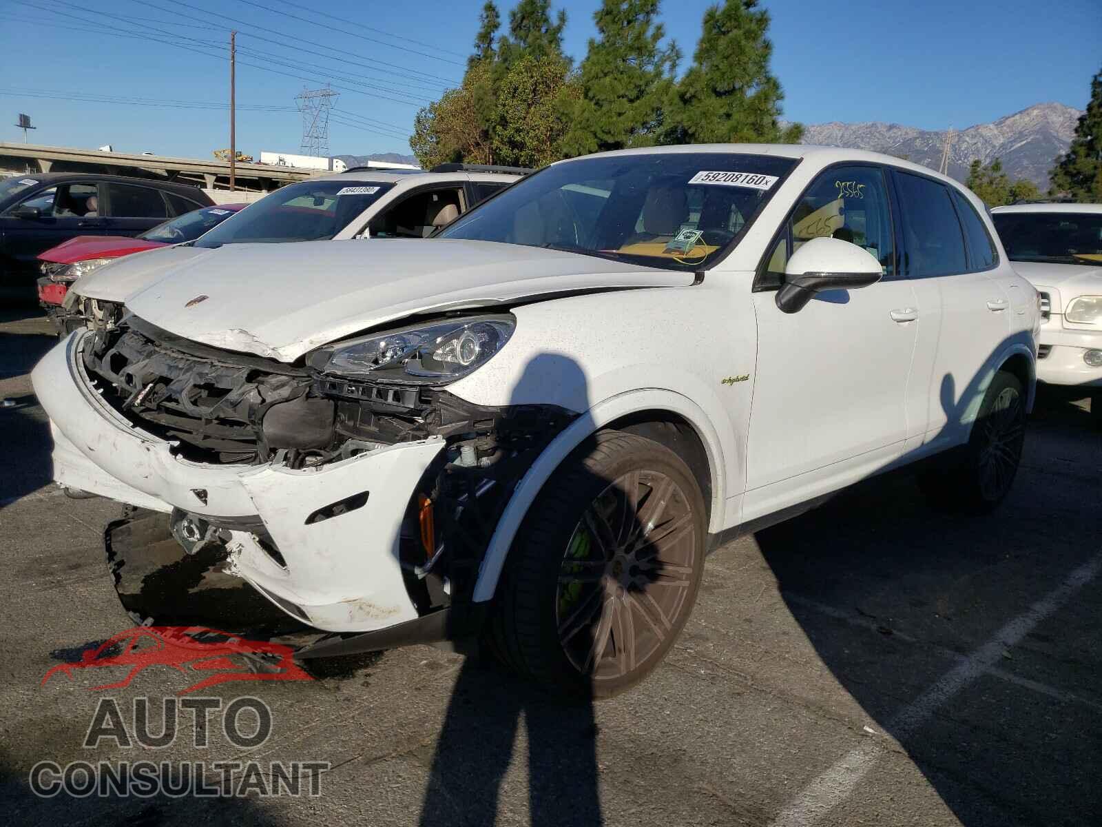PORSCHE CAYENNE 2017 - WP1AE2A21HLA74795