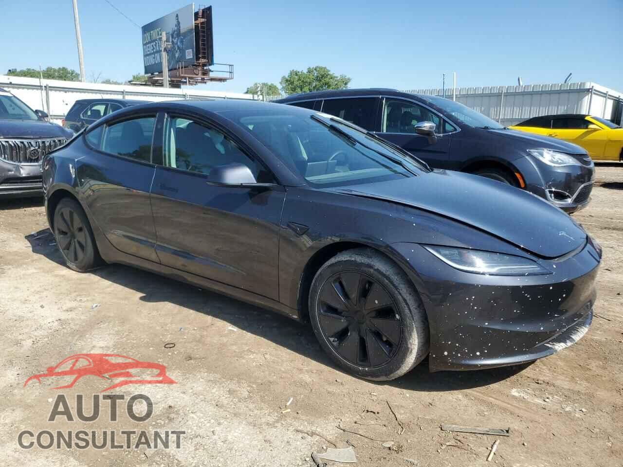 TESLA MODEL 3 2024 - 5YJ3E1EB5RF717278