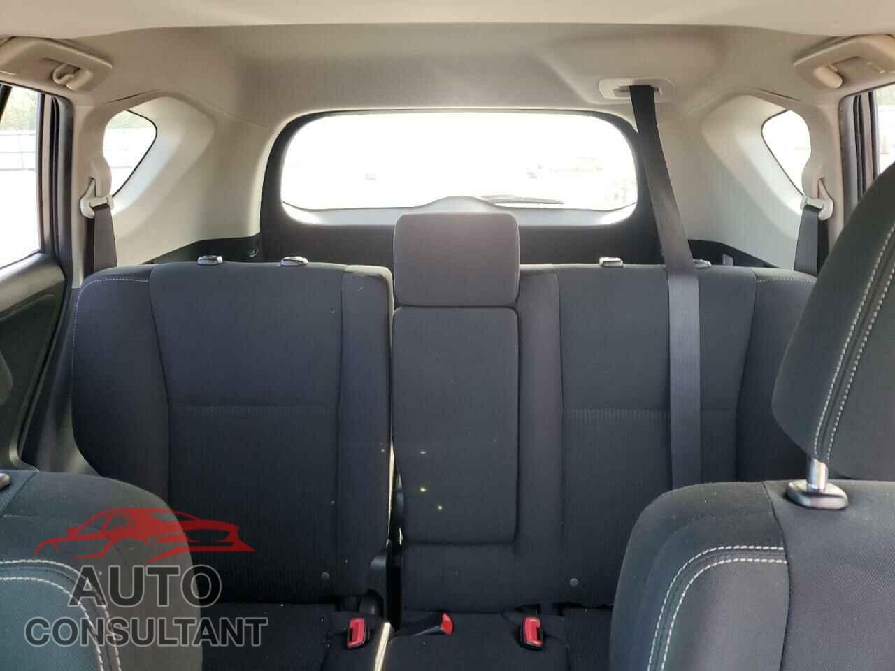 TOYOTA RAV4 2015 - JTMRFREV7FD135413