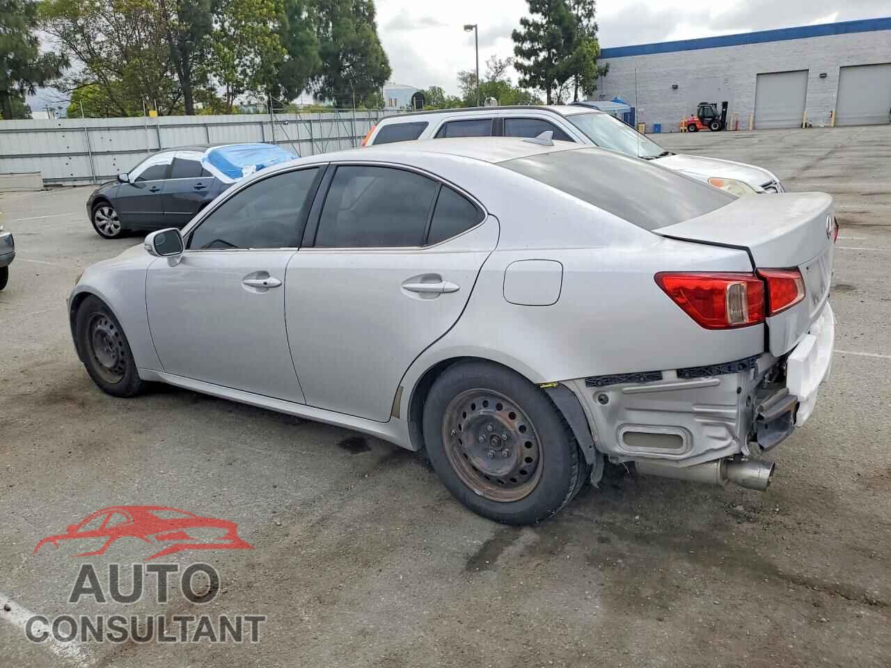 LEXUS IS 2011 - JTHBF5C29B5156155