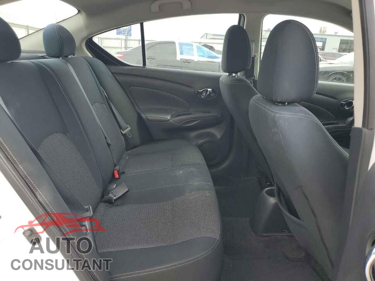 NISSAN VERSA 2019 - 3N1CN7AP3KL852354
