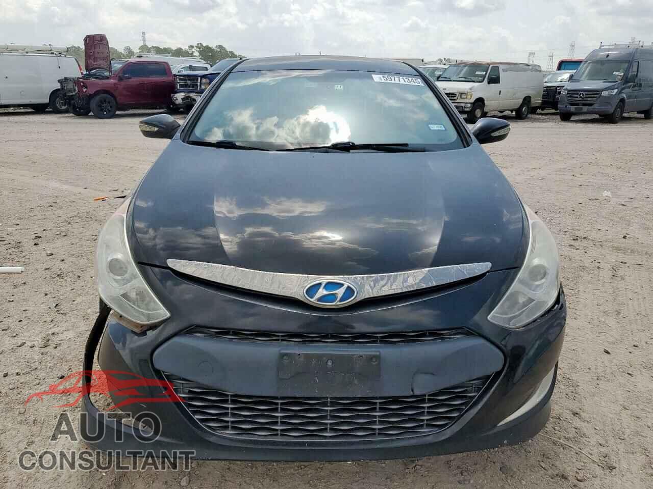 HYUNDAI SONATA 2012 - KMHEC4A45CA056676