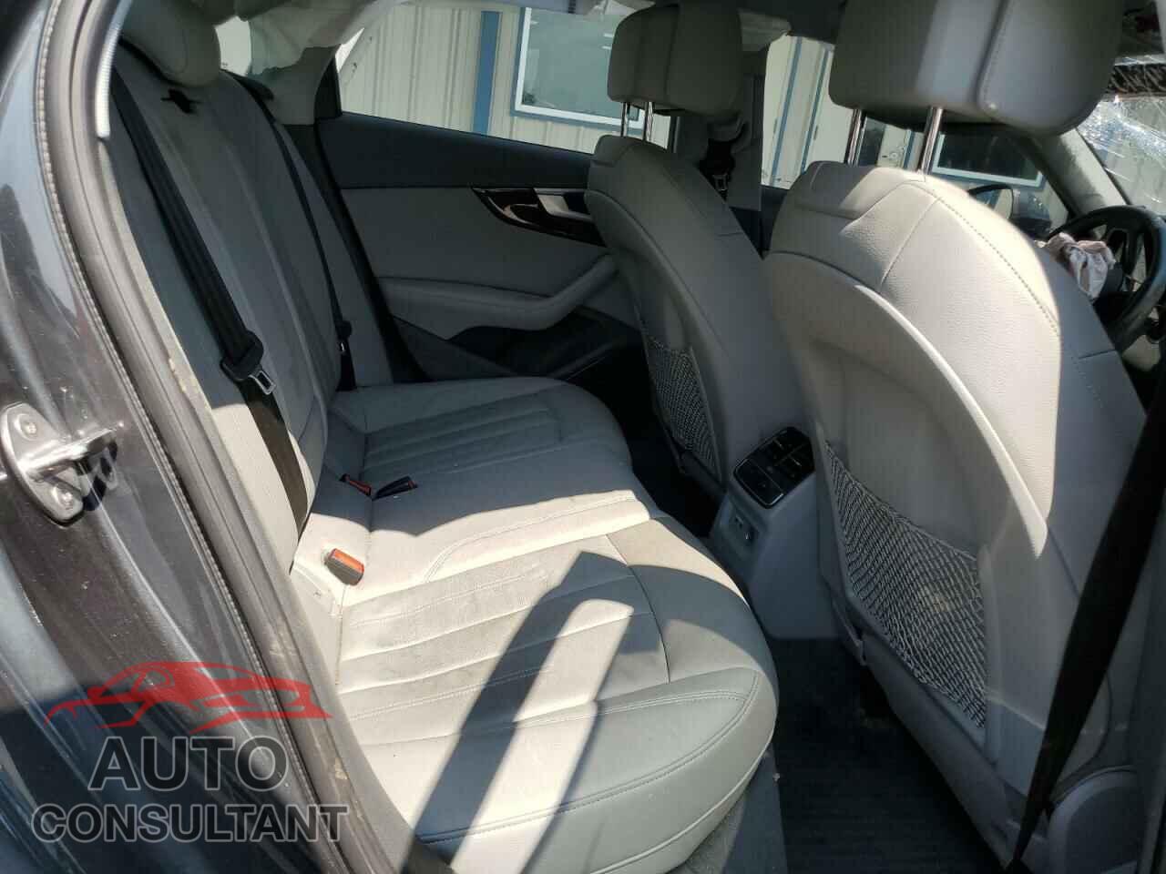AUDI A4 2019 - WAUHMAF40KN001899