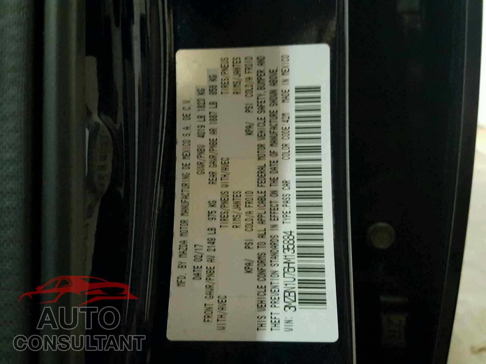 MAZDA 3 2017 - 3MZBN1U76HM135884