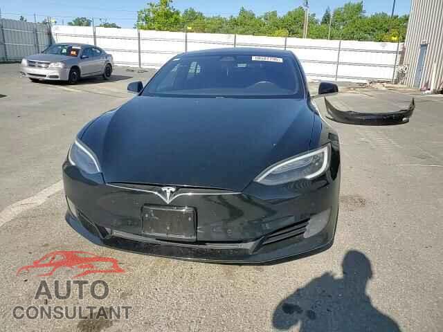 TESLA MODEL S 2017 - 5YJSA1E15HF202729
