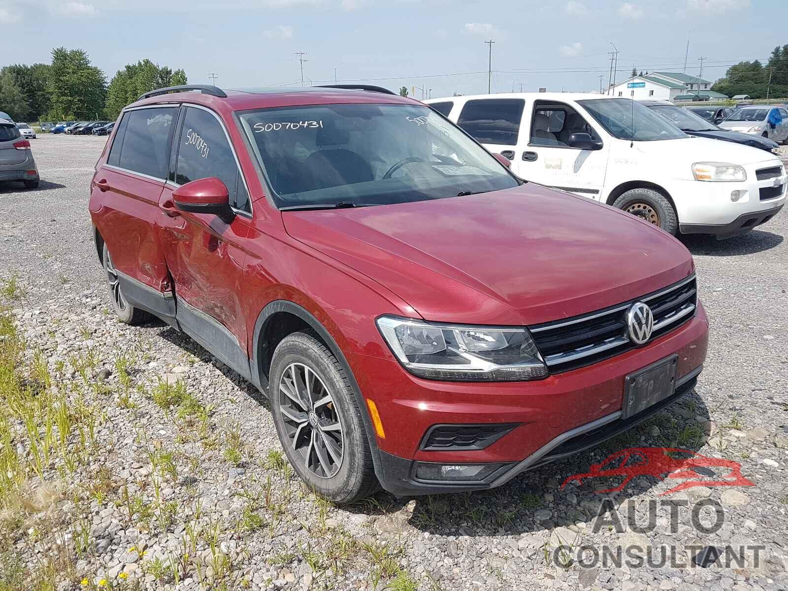 VOLKSWAGEN TIGUAN 2018 - 3VV2B7AX3JM153415