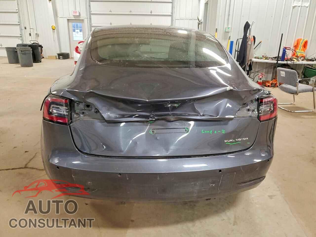 TESLA MODEL 3 2019 - 5YJ3E1EB8KF386217
