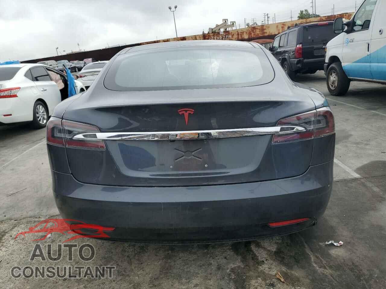 TESLA MODEL S 2016 - 5YJSA1E44GF152673