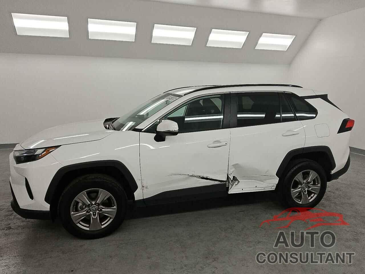 TOYOTA RAV4 2024 - 2T3W1RFV5RW308370