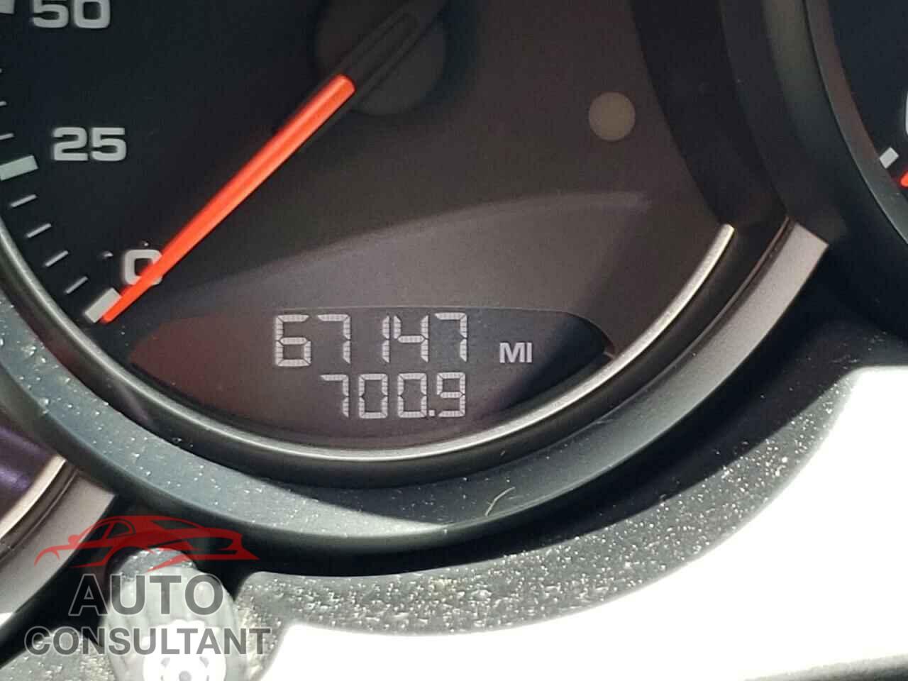 PORSCHE CAYENNE 2016 - WP1AA2A28GKA15095
