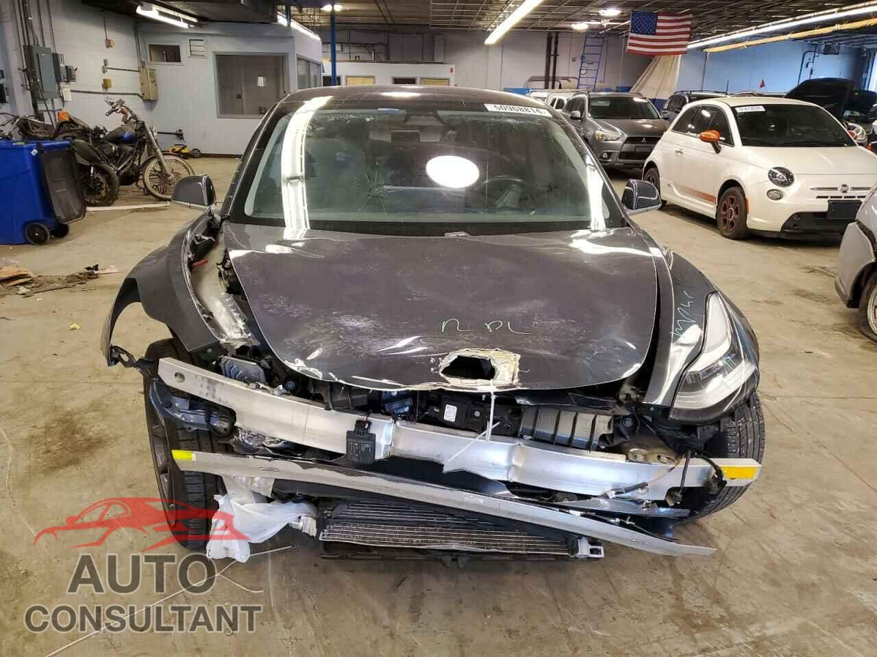 TESLA MODEL 3 2017 - 5YJ3E1EA2HF001301