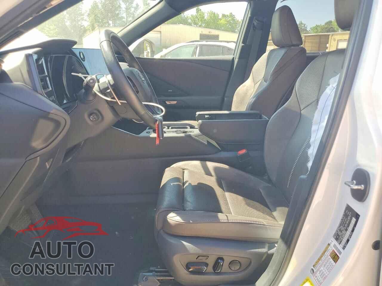 LEXUS UNKNOWN 2024 - 5TDAAAA64RS007067
