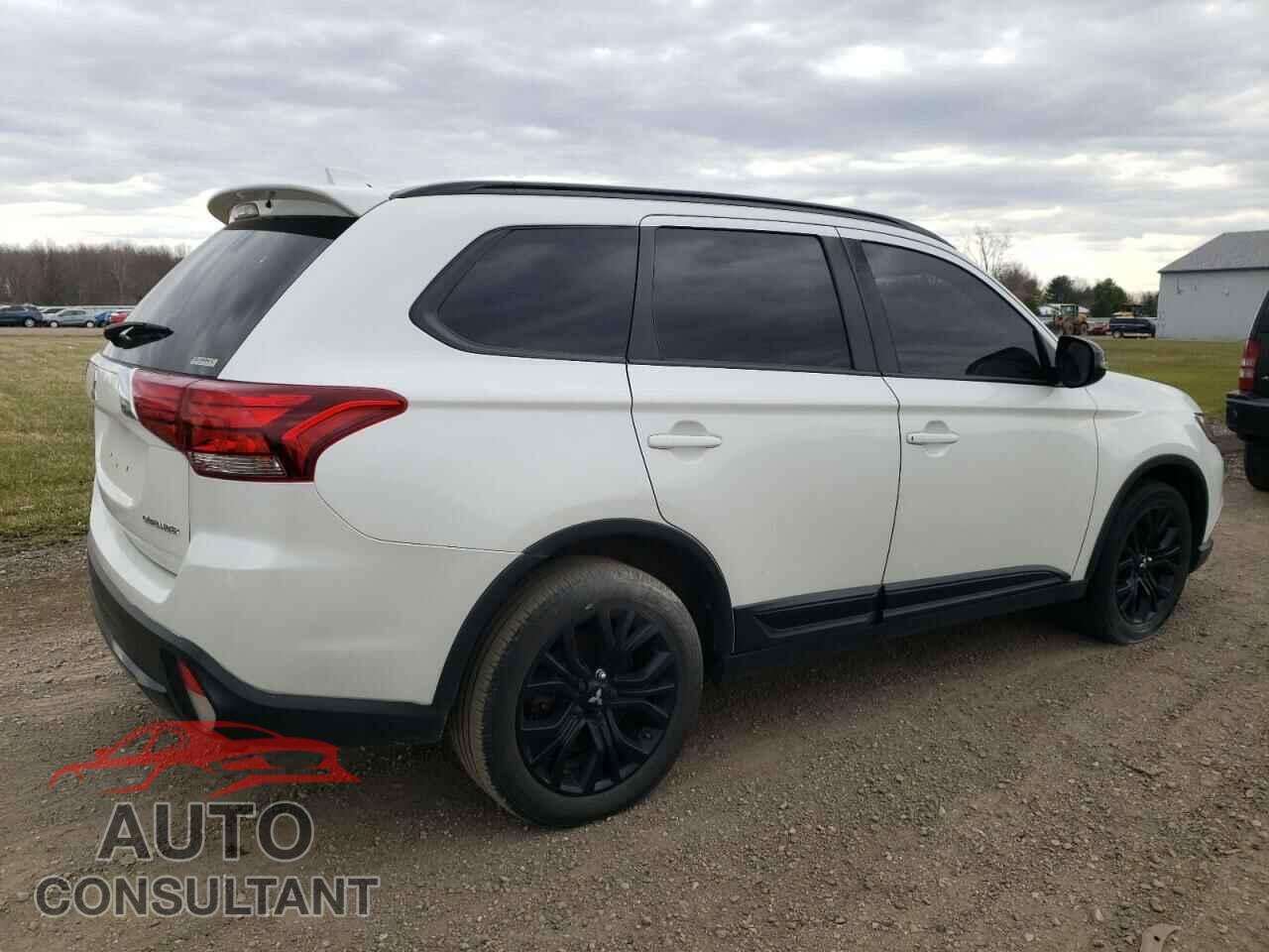MITSUBISHI OUTLANDER 2018 - JA4AZ3A3XJZ022051