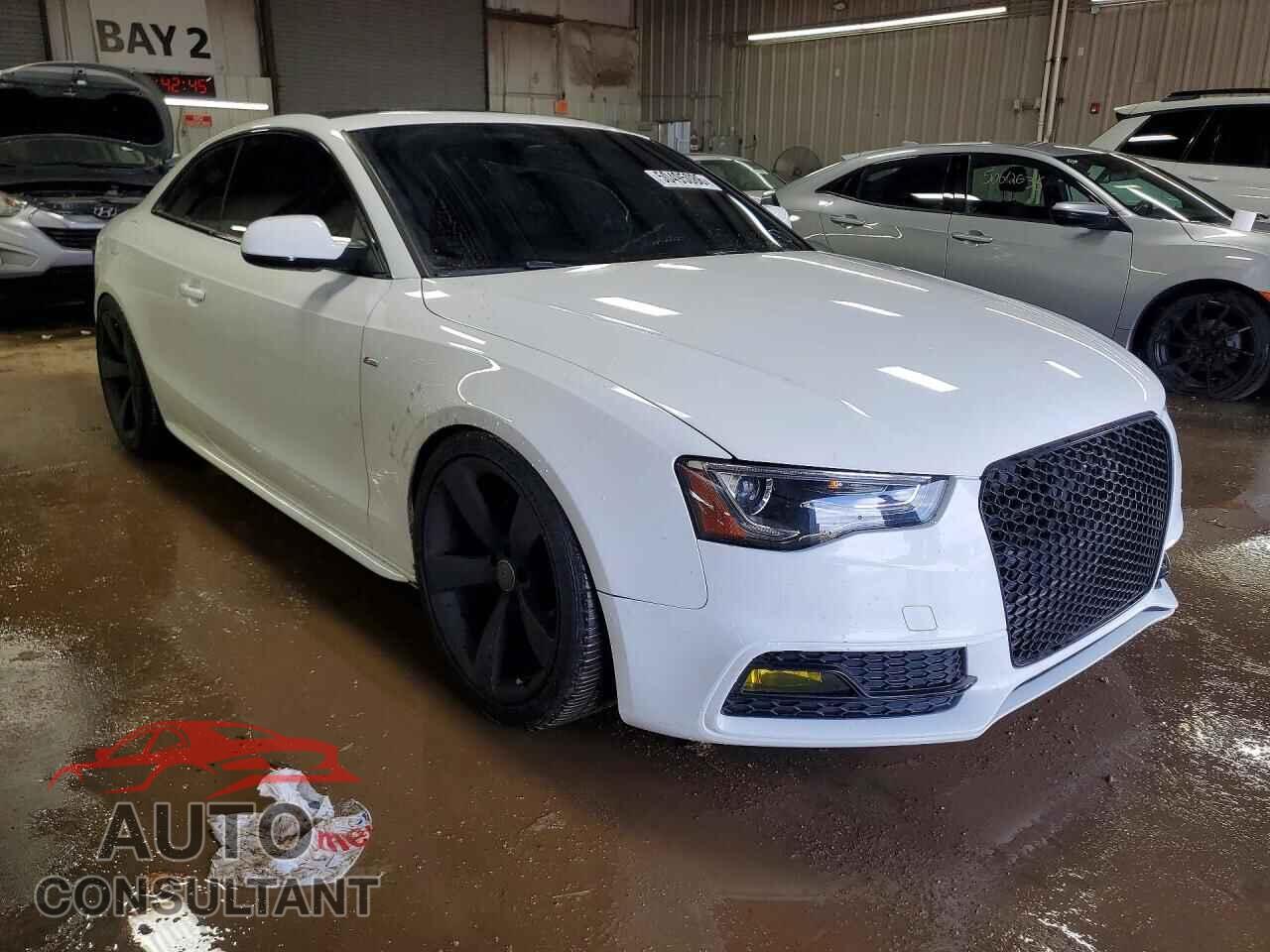 AUDI A5 2015 - WAUSFAFR2FA048764