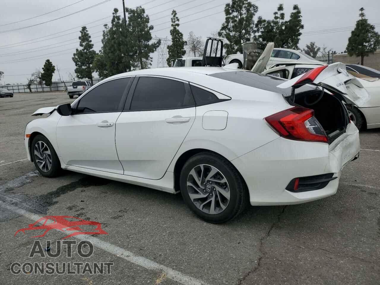 HONDA CIVIC 2018 - 2HGFC2F74JH529662