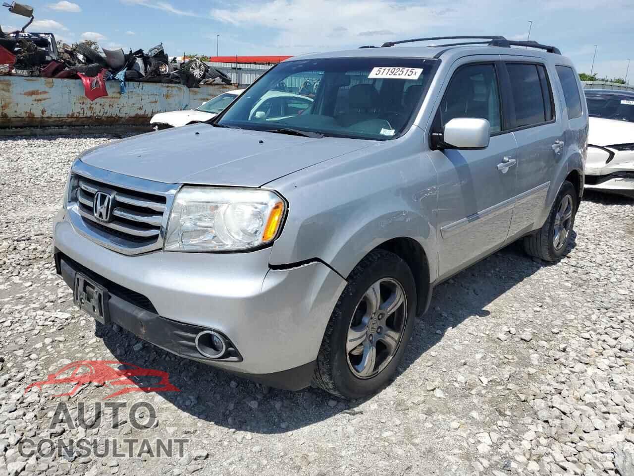 HONDA PILOT 2013 - 5FNYF4H50DB012973