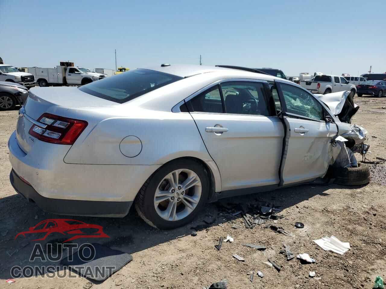 FORD TAURUS 2015 - 1FAHP2E85FG203397