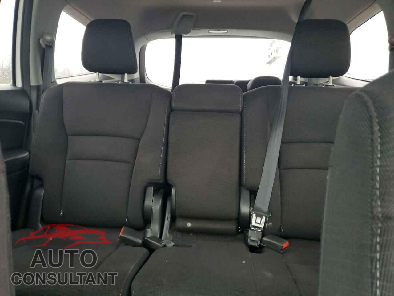 HONDA PILOT 2017 - 5FNYF5H10HB014649