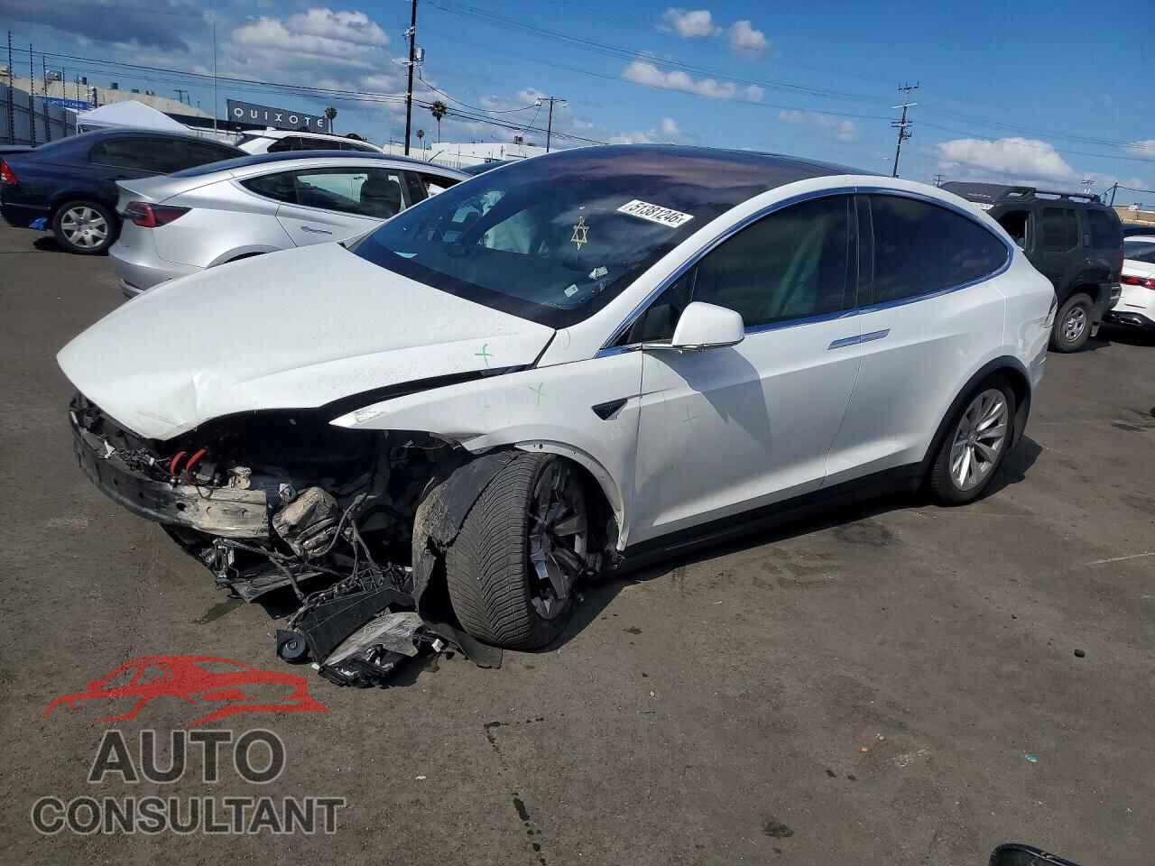 TESLA MODEL X 2018 - 5YJXCAE22JF102280