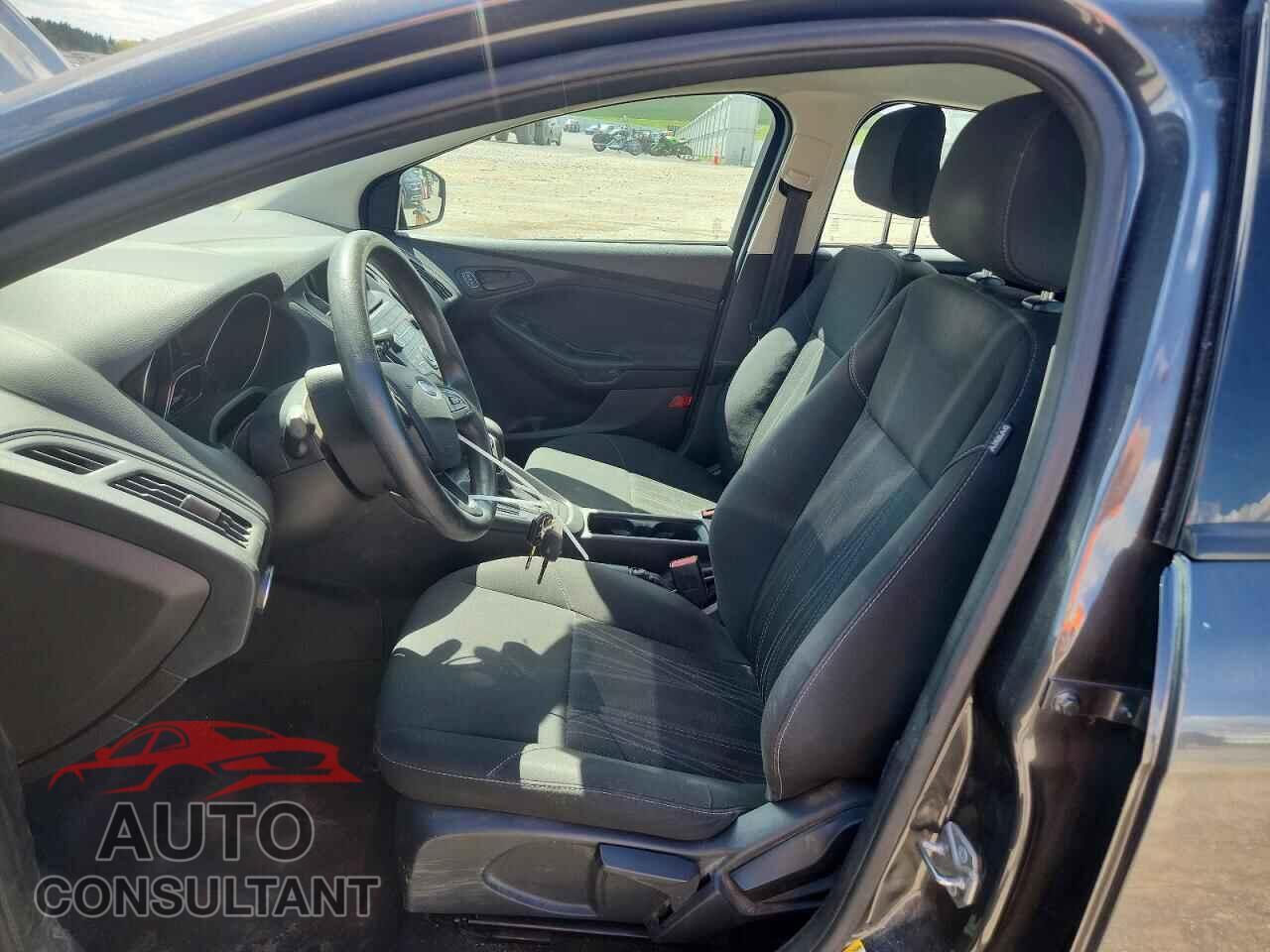 FORD FOCUS 2016 - 1FADP3E28GL343291