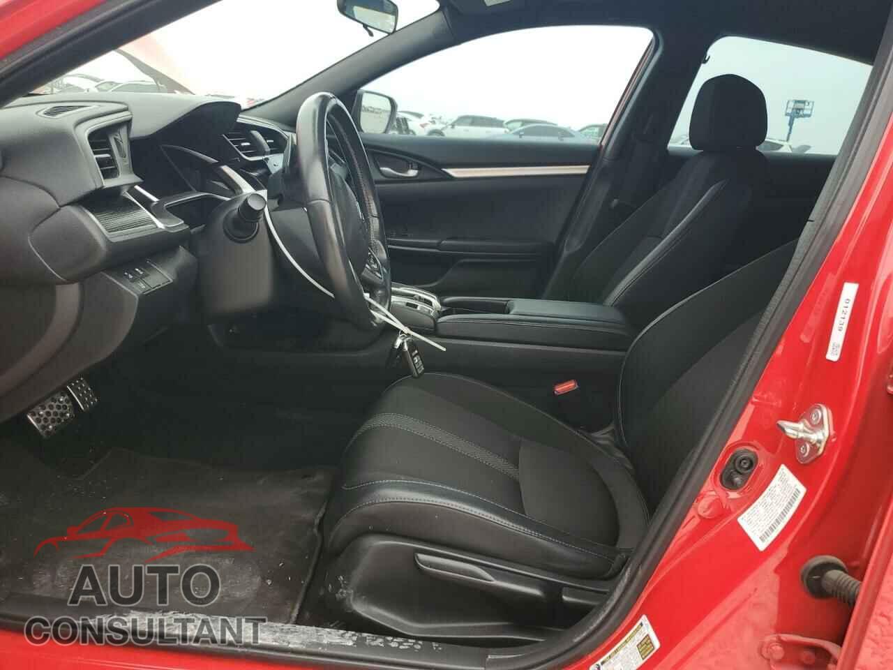 HONDA CIVIC 2019 - 2HGFC2F82KH505225