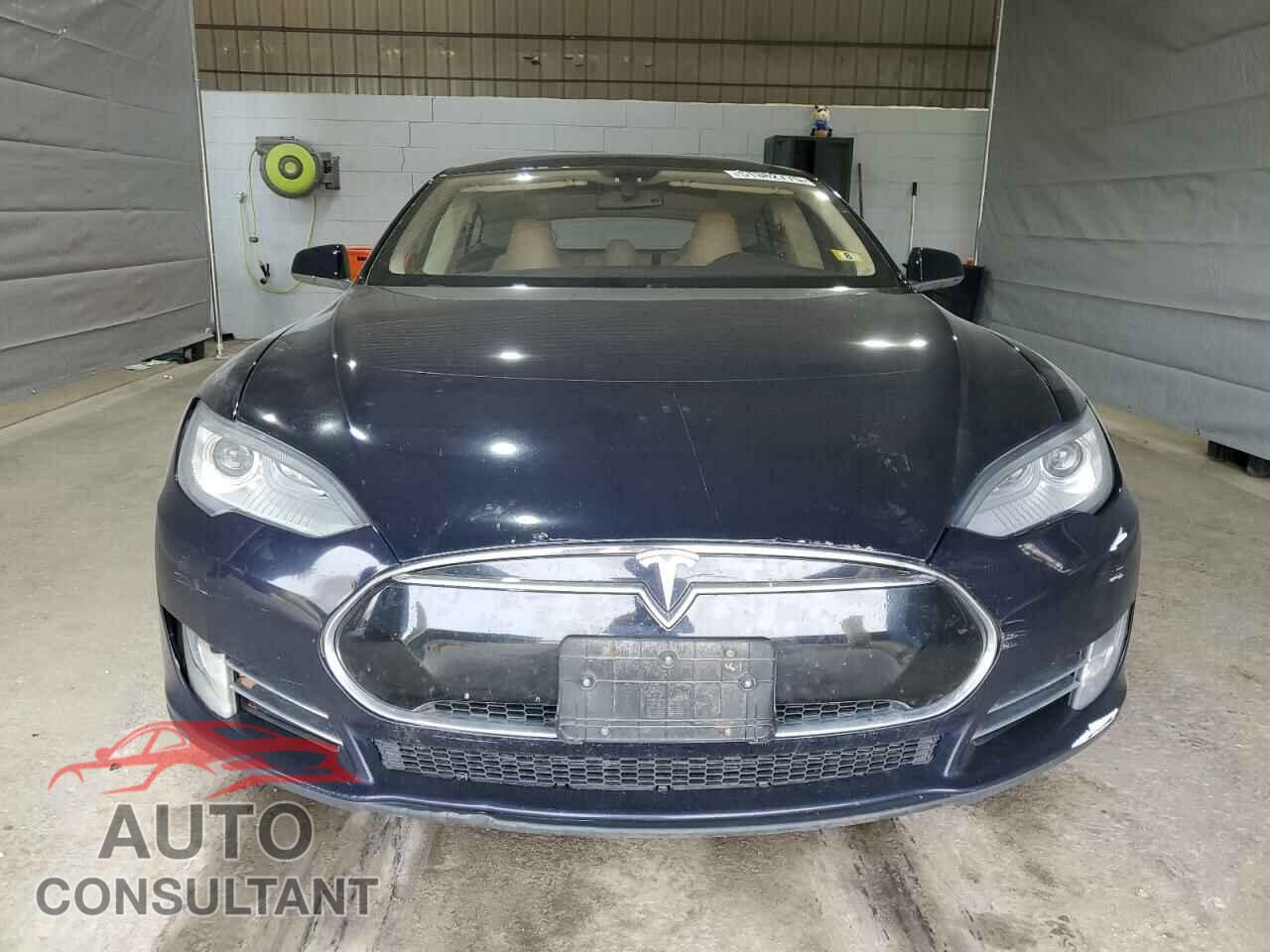 TESLA MODEL S 2013 - 5YJSA1DP3DFP04820