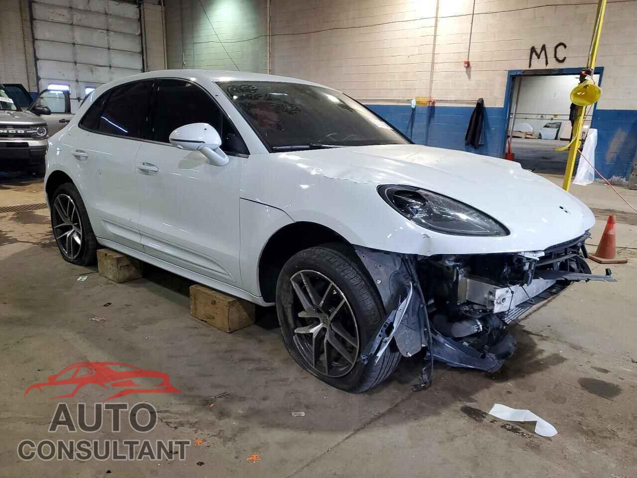 PORSCHE MACAN 2022 - WP1AA2A54NLB08343