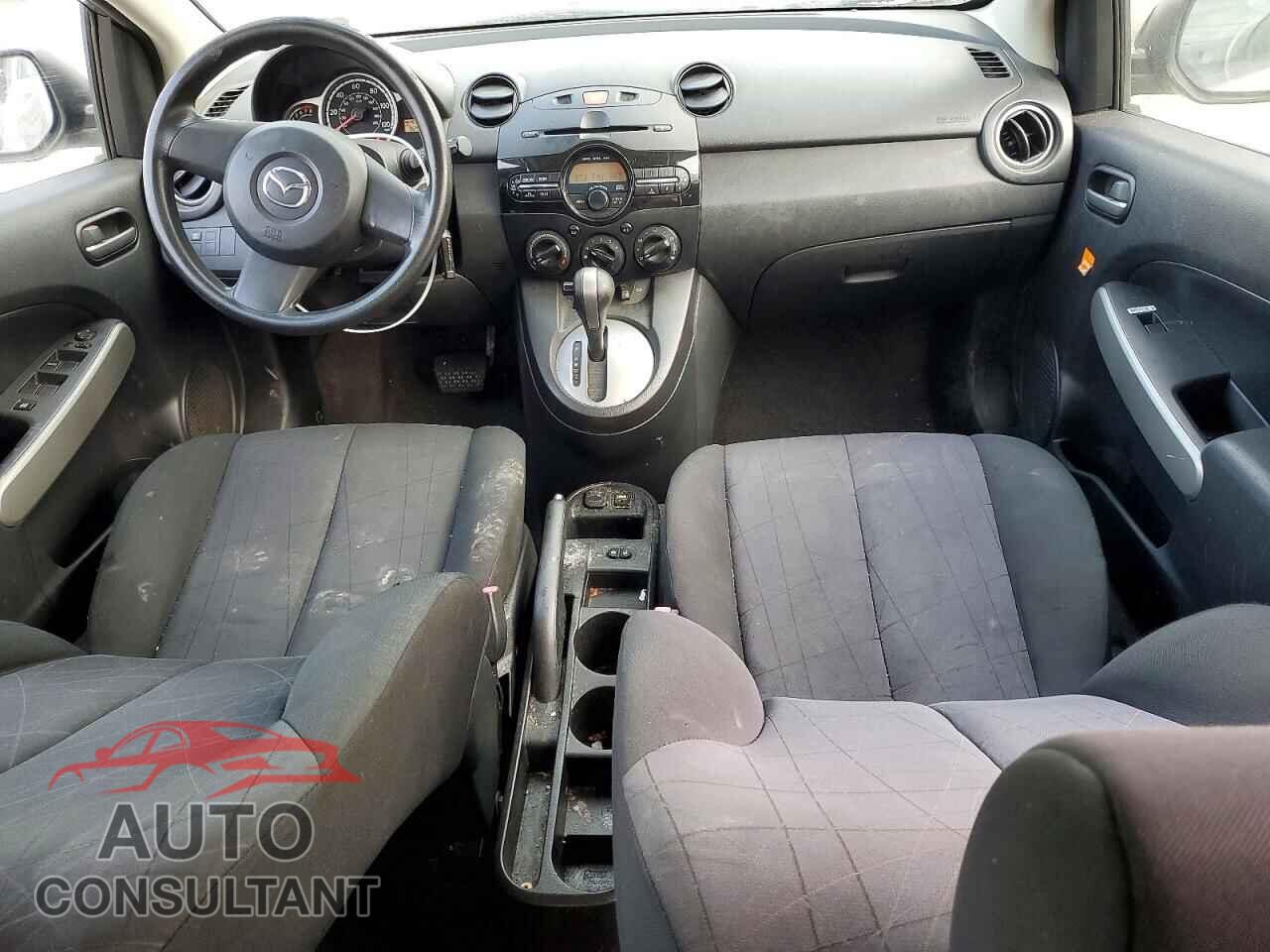MAZDA 2 2014 - JM1DE1KY0E0181975