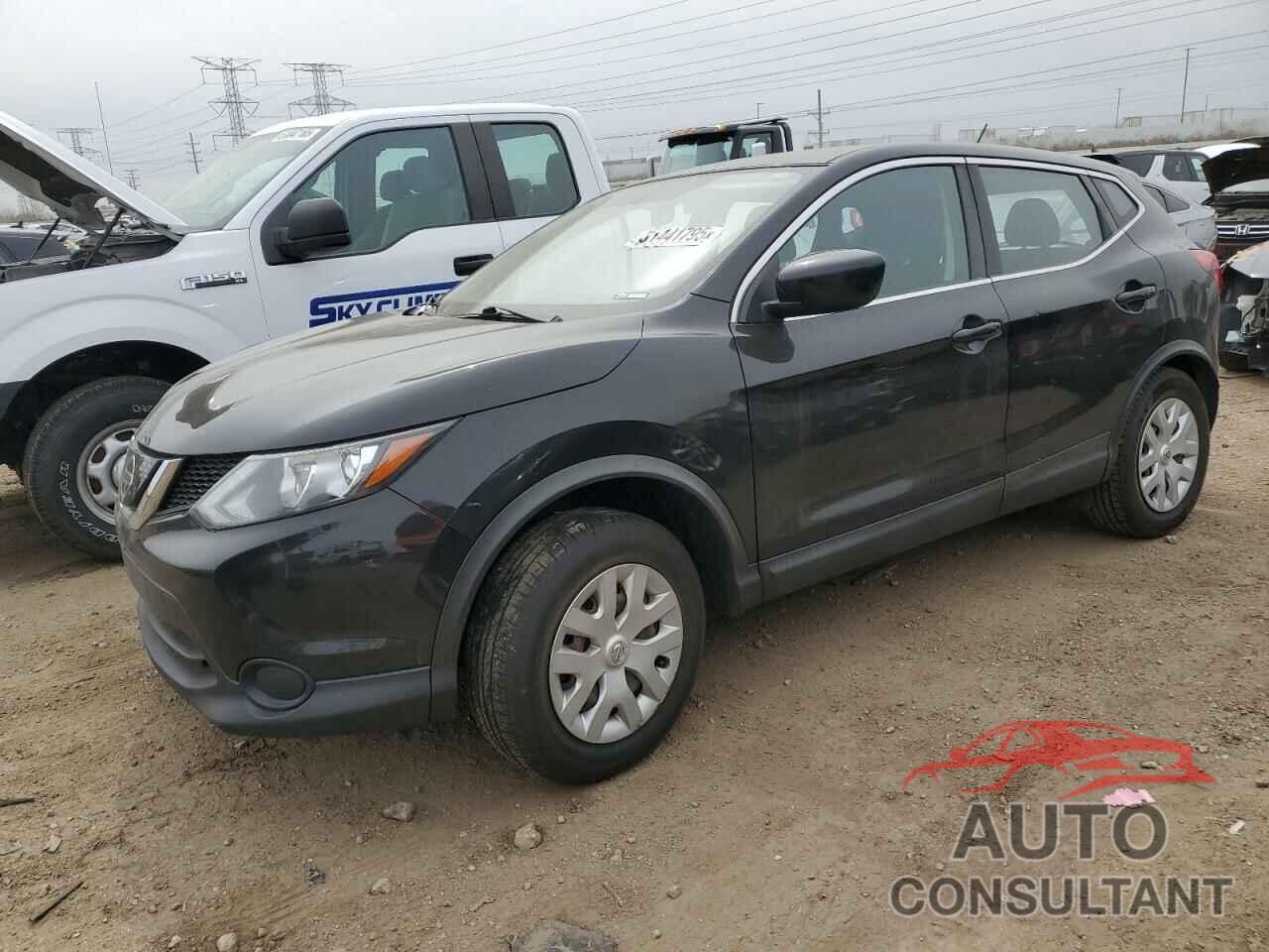NISSAN ROGUE 2018 - JN1BJ1CR0JW251107