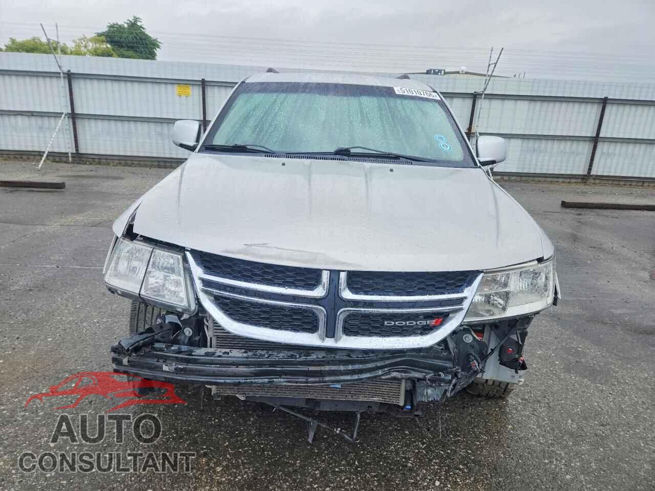 DODGE JOURNEY 2013 - 3C4PDCBB2DT587118
