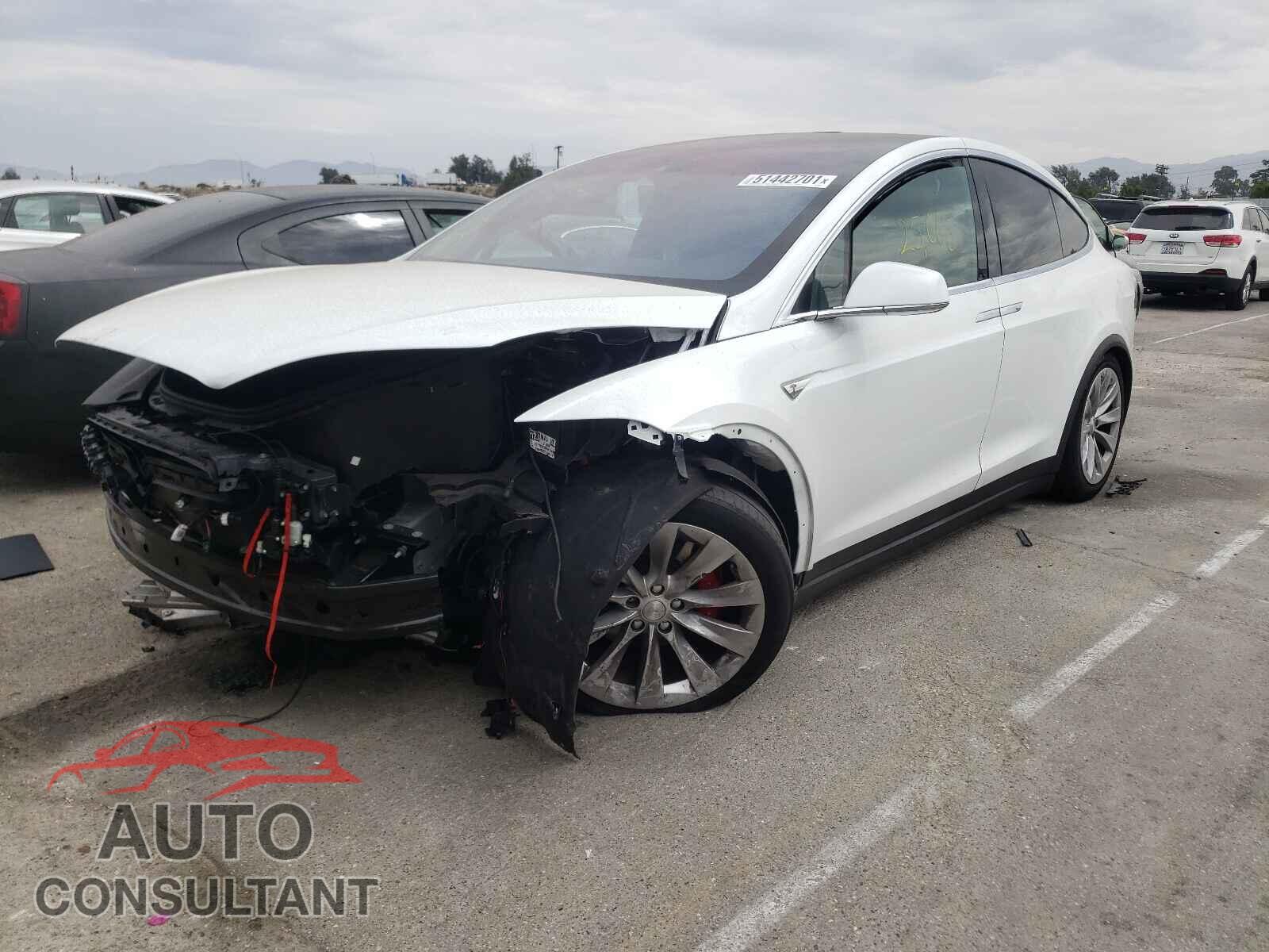 TESLA MODEL X 2016 - 5YJXCBE41GF002560