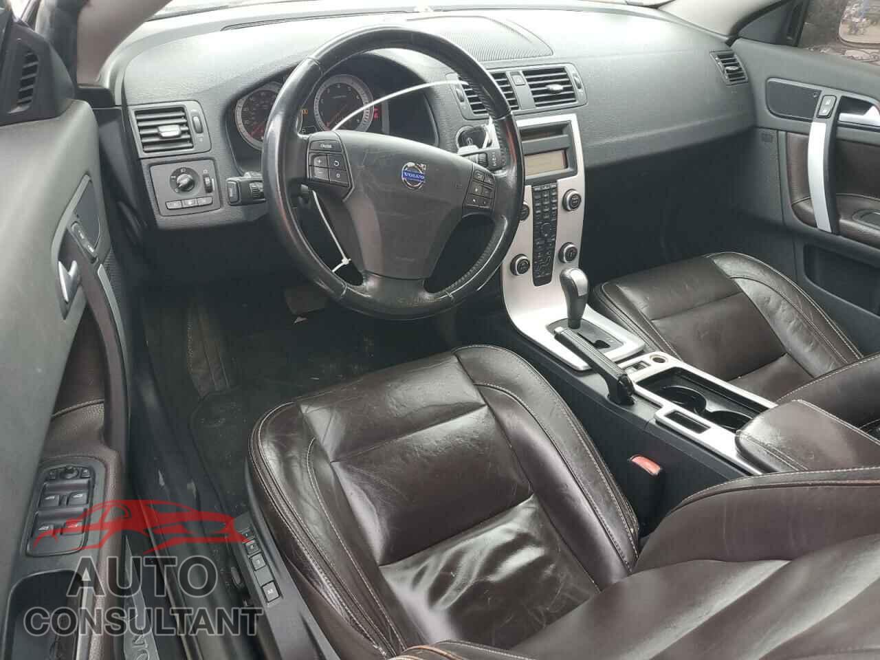 VOLVO C70 2012 - YV1672MC7CJ131358