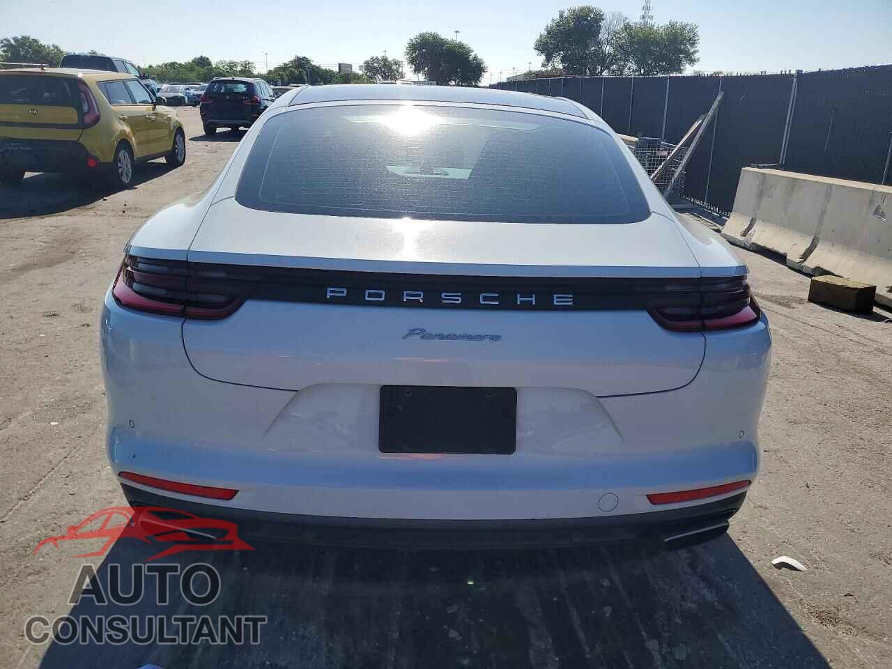 PORSCHE PANAMERA 2017 - WP0AA2A73HL101603