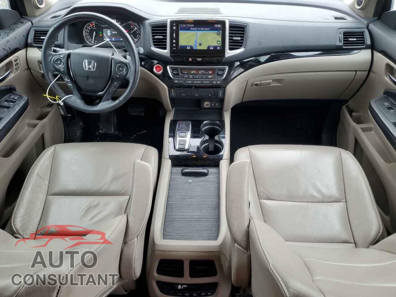 HONDA PILOT 2017 - 5FNYF6H92HB077084