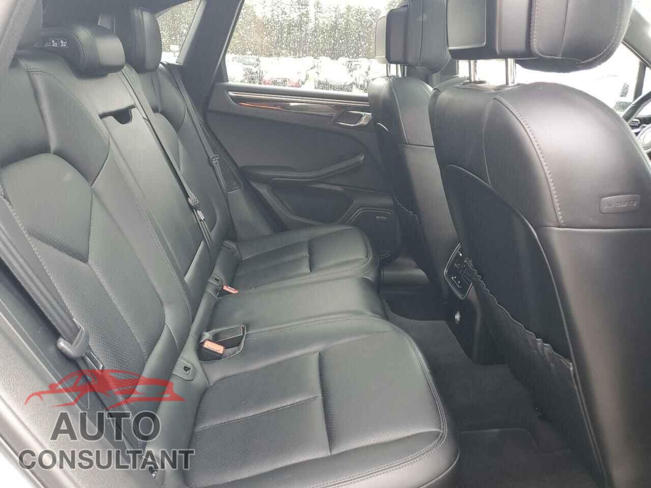 PORSCHE MACAN 2016 - WP1AB2A54GLB57090