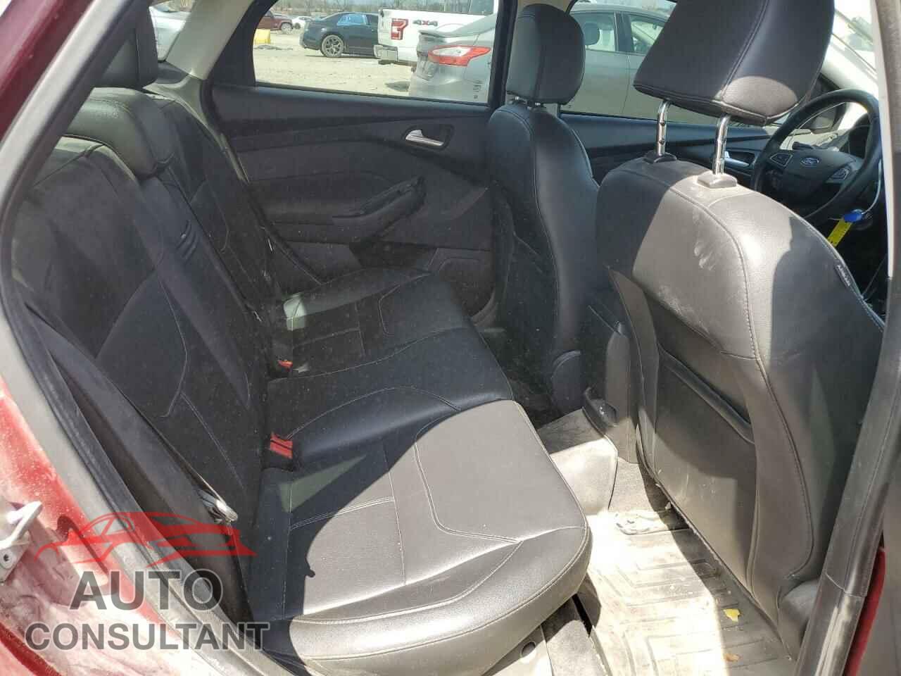 FORD FOCUS 2016 - 1FADP3F20GL286275