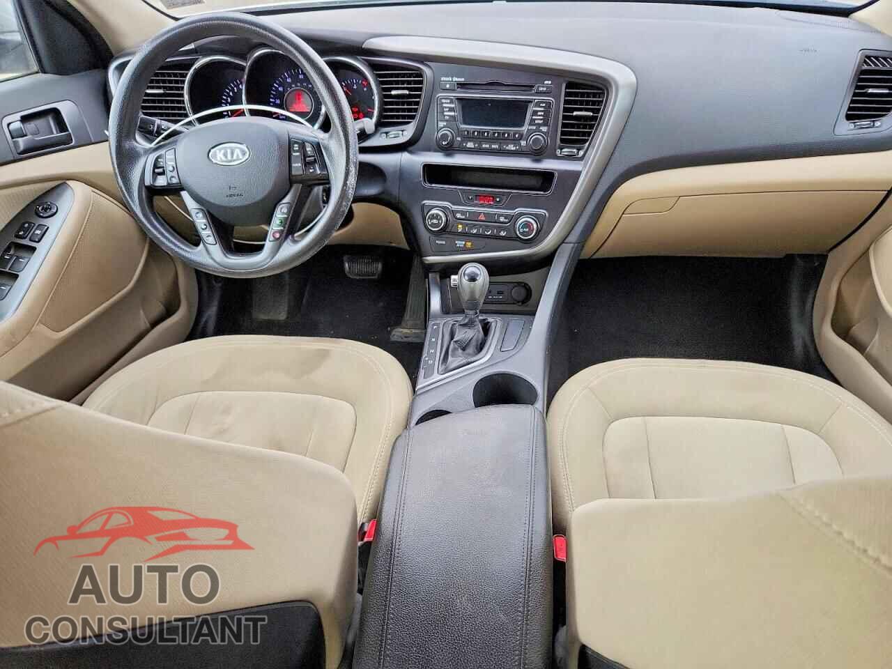 KIA OPTIMA 2011 - KNAGM4A76B5055416
