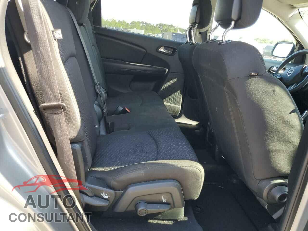 DODGE JOURNEY 2017 - 3C4PDCBG3HT589767