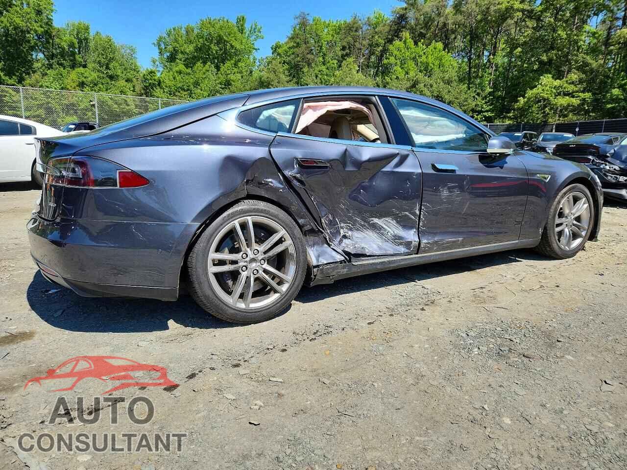 TESLA MODEL S 2015 - 5YJSA1S24FF094873