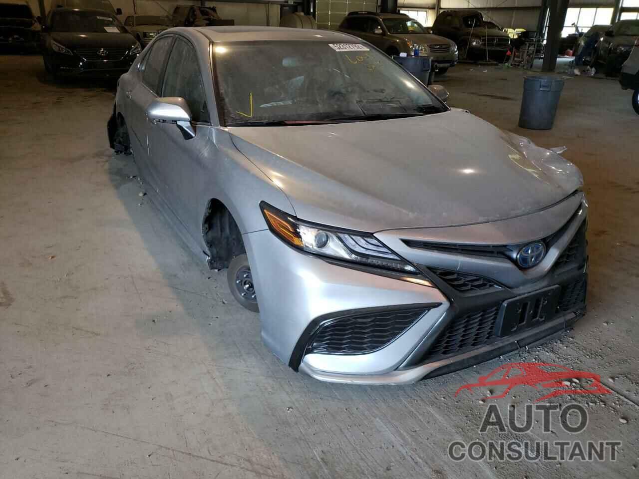 TOYOTA CAMRY 2022 - 4T1K31AK5NU574384