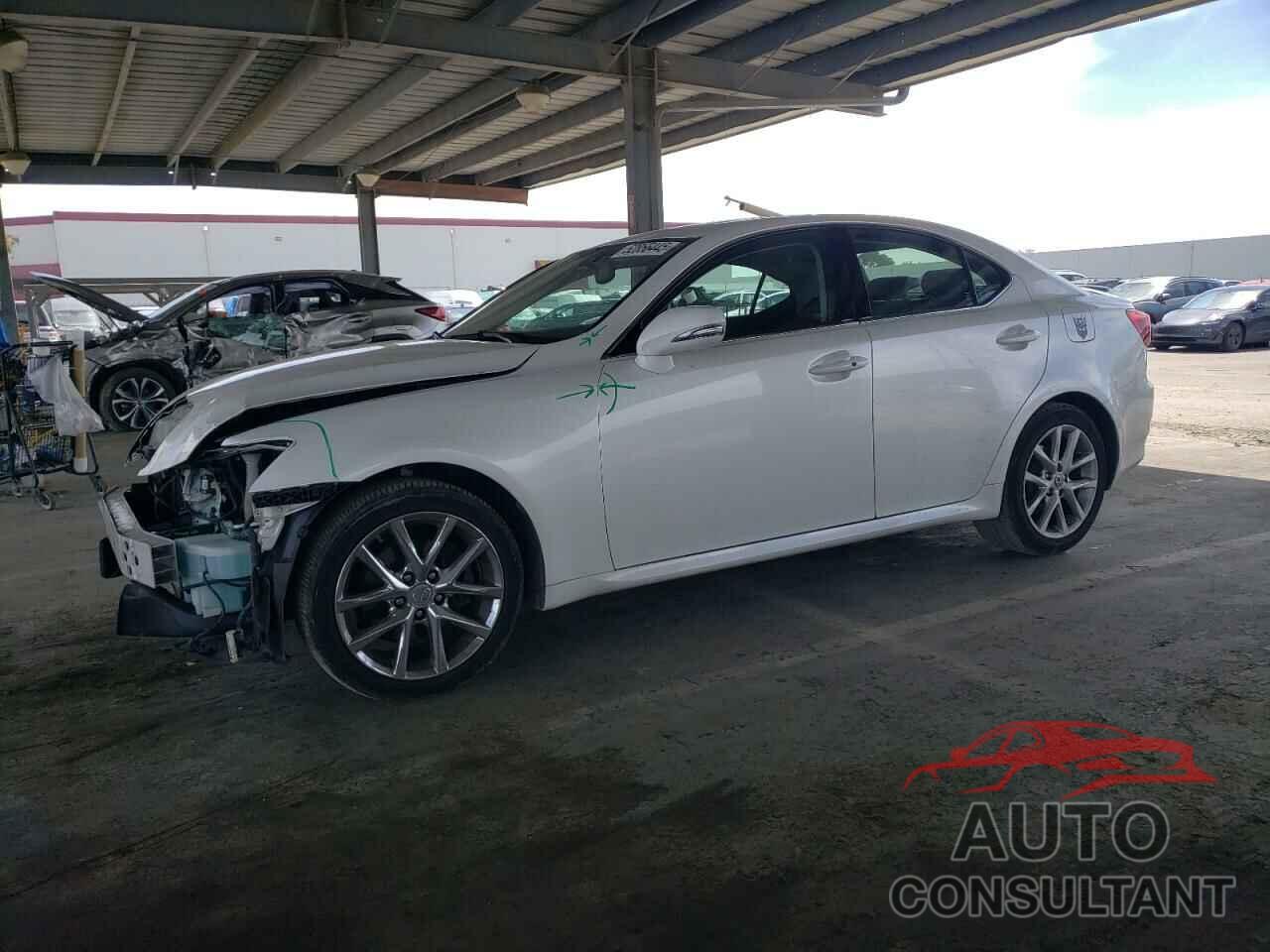 LEXUS IS 2011 - JTHBF5C23B5152876