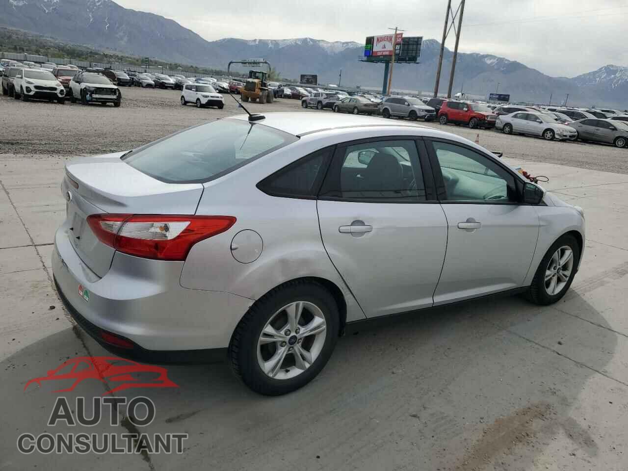 FORD FOCUS 2014 - 1FADP3F26EL427475