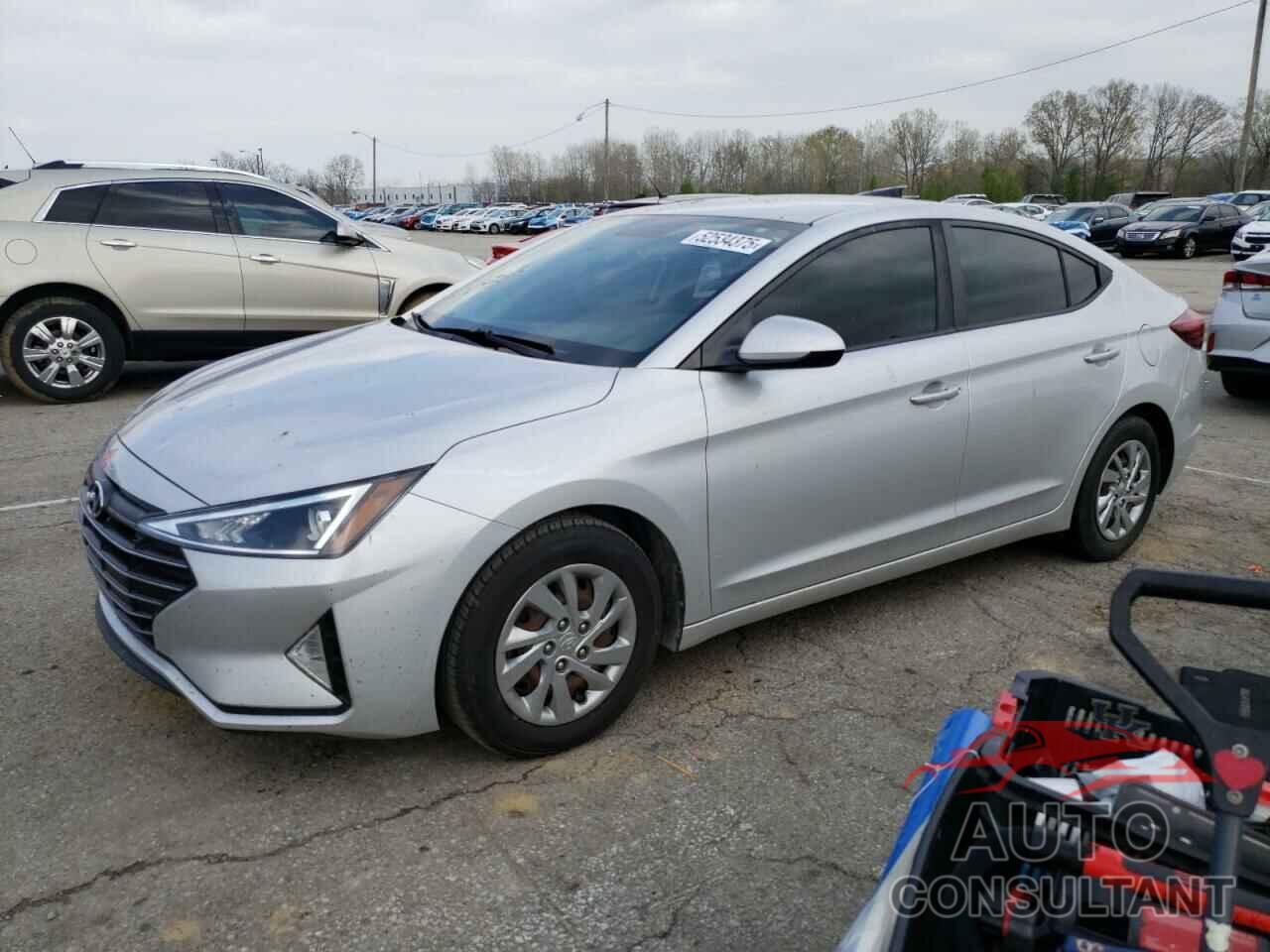 HYUNDAI ELANTRA 2019 - KMHD74LF2KU752455