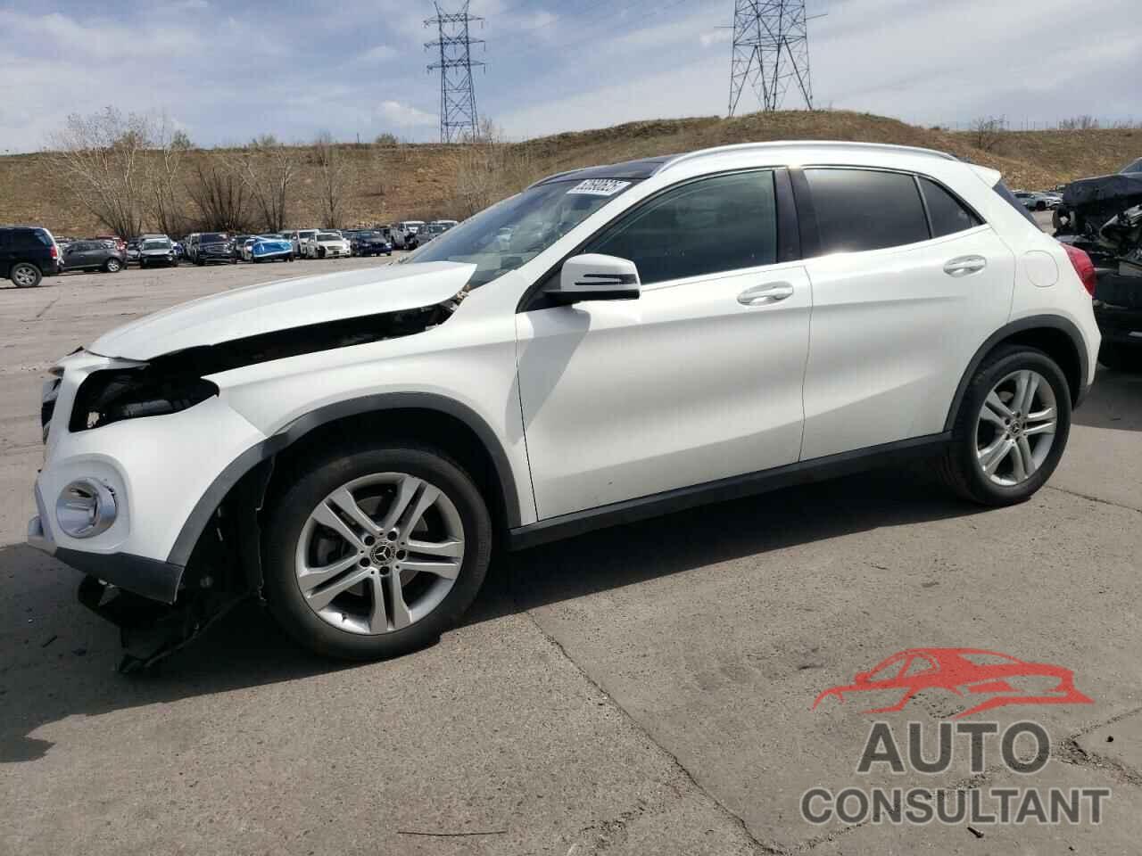 MERCEDES-BENZ GLA-CLASS 2019 - WDCTG4GB2KJ581662