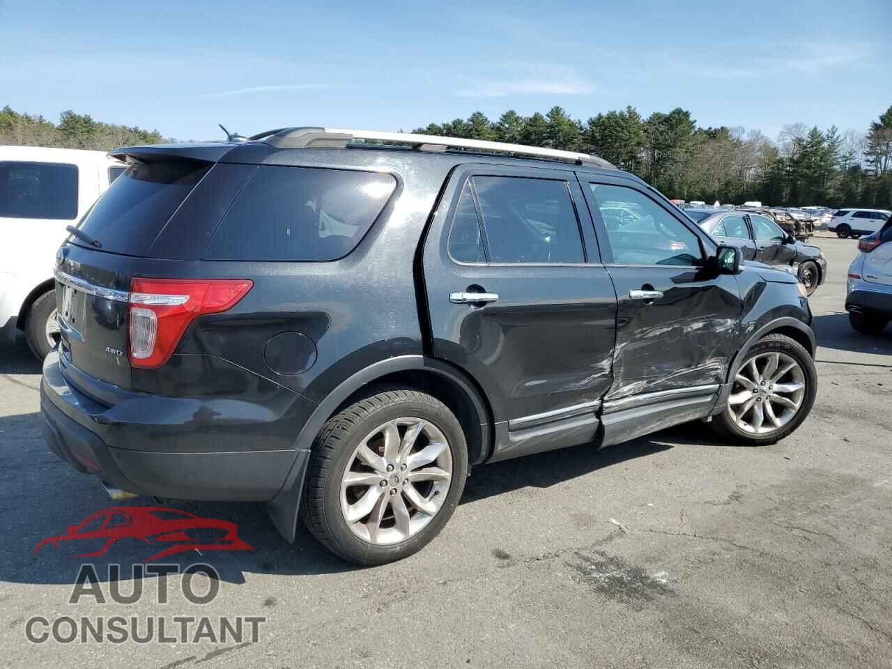 FORD EXPLORER 2011 - 1FMHK8F88BGA72157