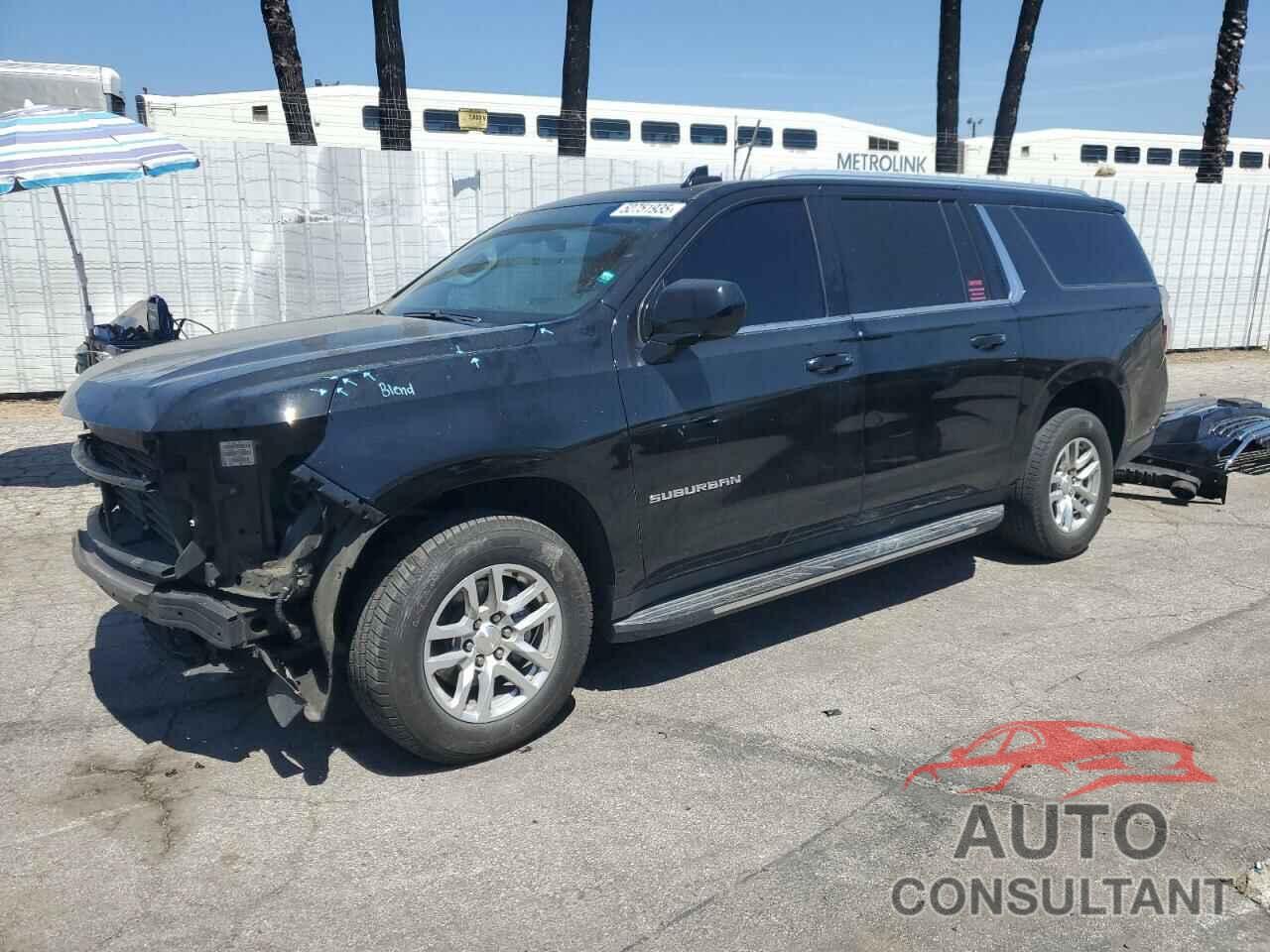 CHEVROLET SUBURBAN 2021 - 1GNSCCKD5MR233849