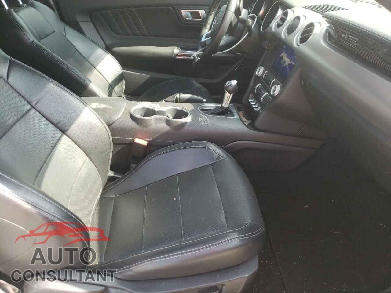 FORD MUSTANG 2020 - 1FA6P8TH5L5136076
